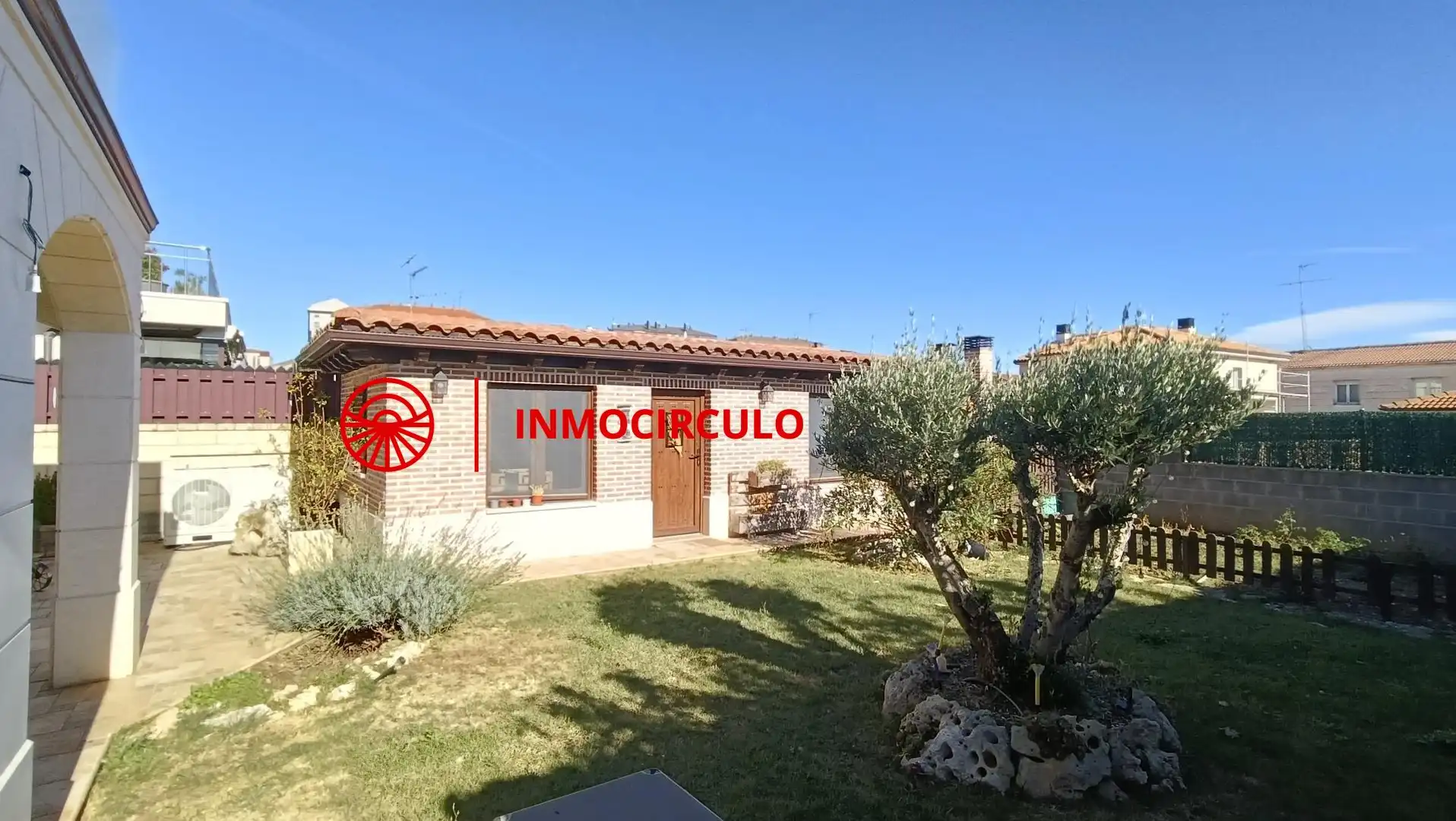 Villa con balcone in vendita a Illera, imagen 35