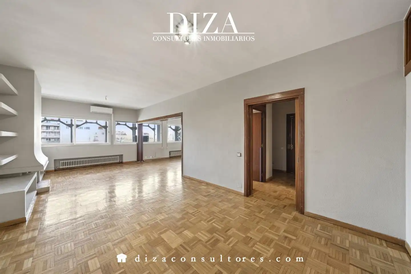 Flat for sale in  Madrid Capital  with Air Conditioner, Heating and Terrace