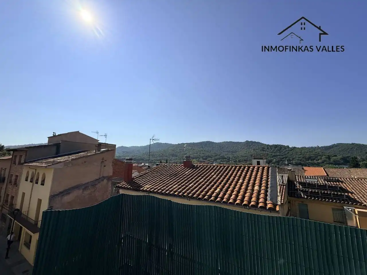 Vista exterior de Pis en venda en Llinars del Vallès amb Aire condicionat, Calefacció i Terrassa