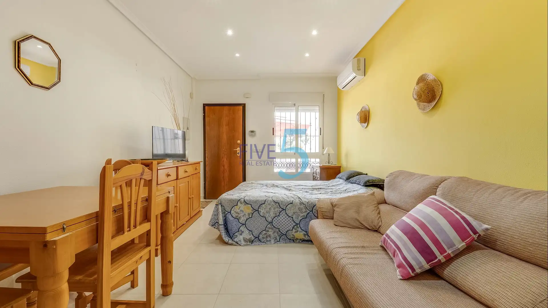 Habitación de Casa adosada en venta en Torre-Pacheco con Aire acondicionado, Calefacción y Terraza