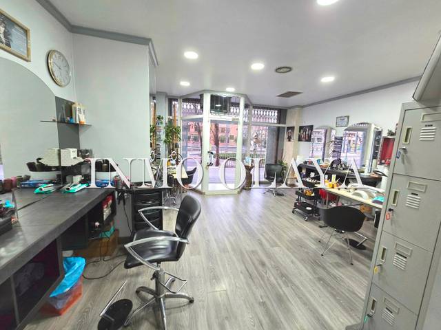 Local comercial en Venta en Provençals del Poblenou