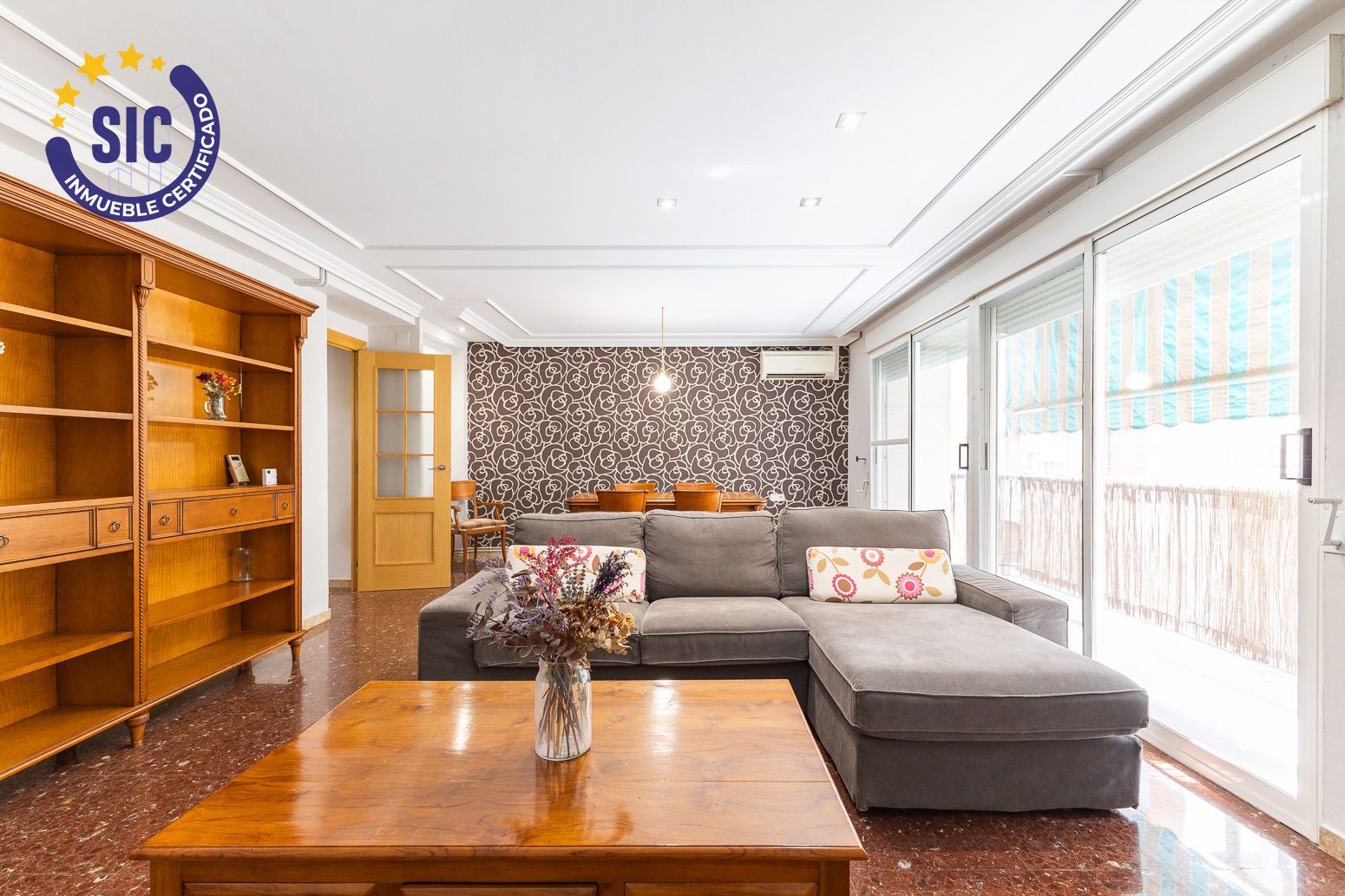 Living room of Flat for sale in Alaquàs  with Air Conditioner, Heating and Balcony