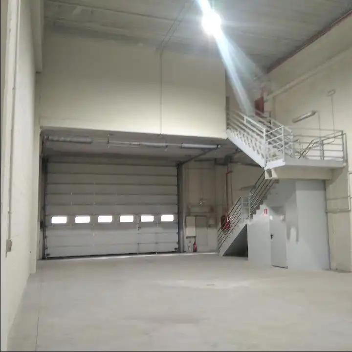 Nau industrial de lloguer a Villaverde