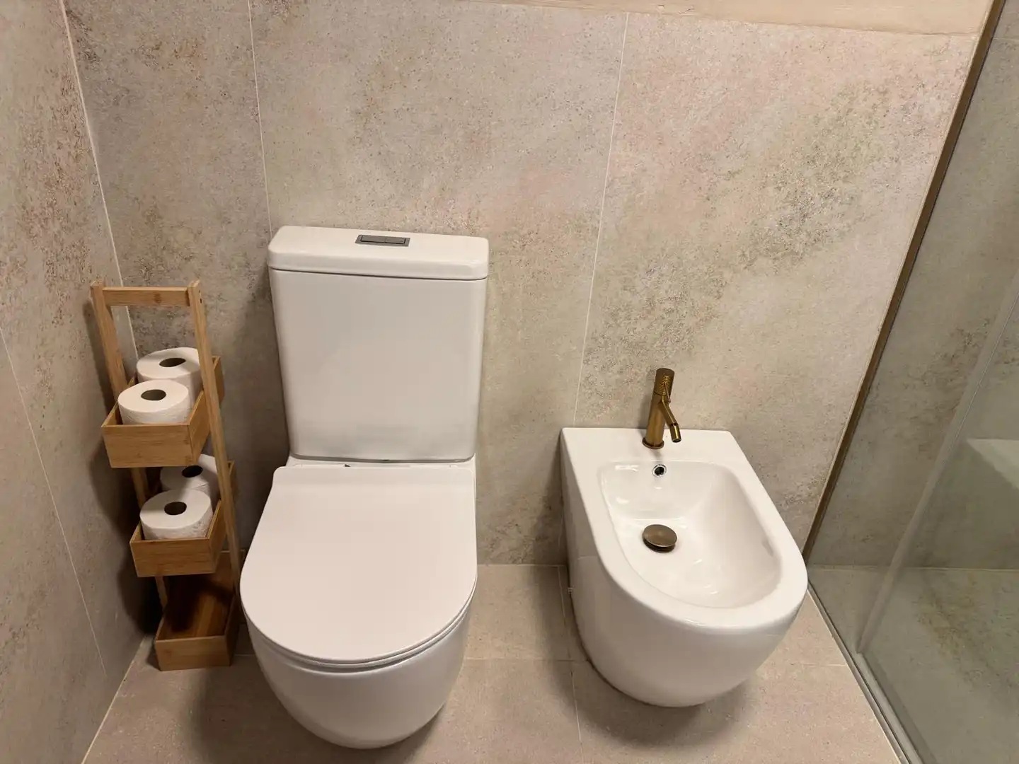 Bany de Pis en venda en Torrenueva Costa amb Aire condicionat, Jardí privat i Terrassa