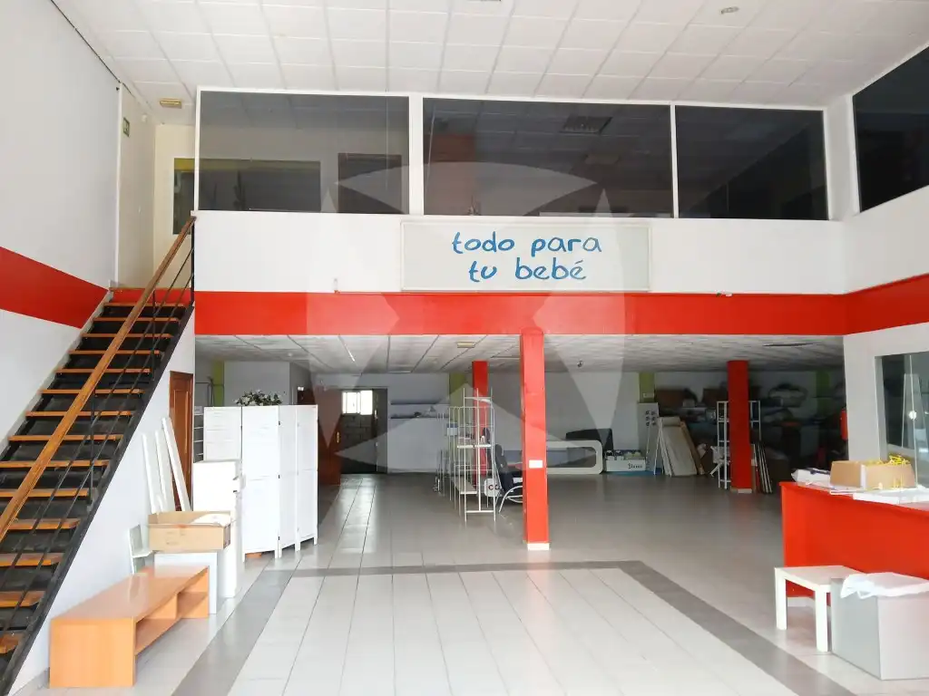Industrial building to rent in Calle Nueva Creacion, imagen 3