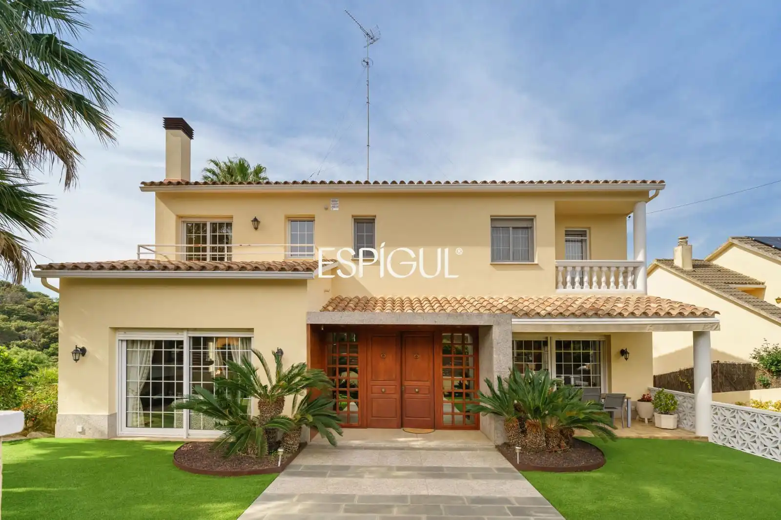 Vista exterior de Casa o xalet en venda en Dosrius amb Calefacció, Jardí privat i Terrassa
