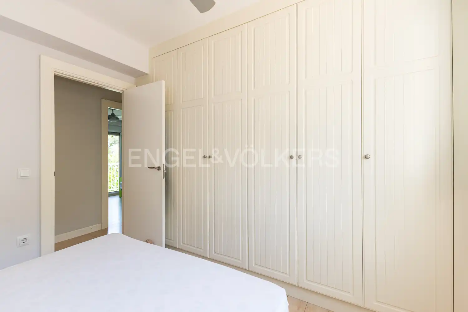 Habitación de Casa o chalet en venta en Alzira con Calefacción, Jardín privado y Parquet