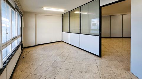 Foto 4 von Geschaftsraum zur Miete in Ronda de Outeiro, 97, Los Castros - Castrillón, A Coruña Capital