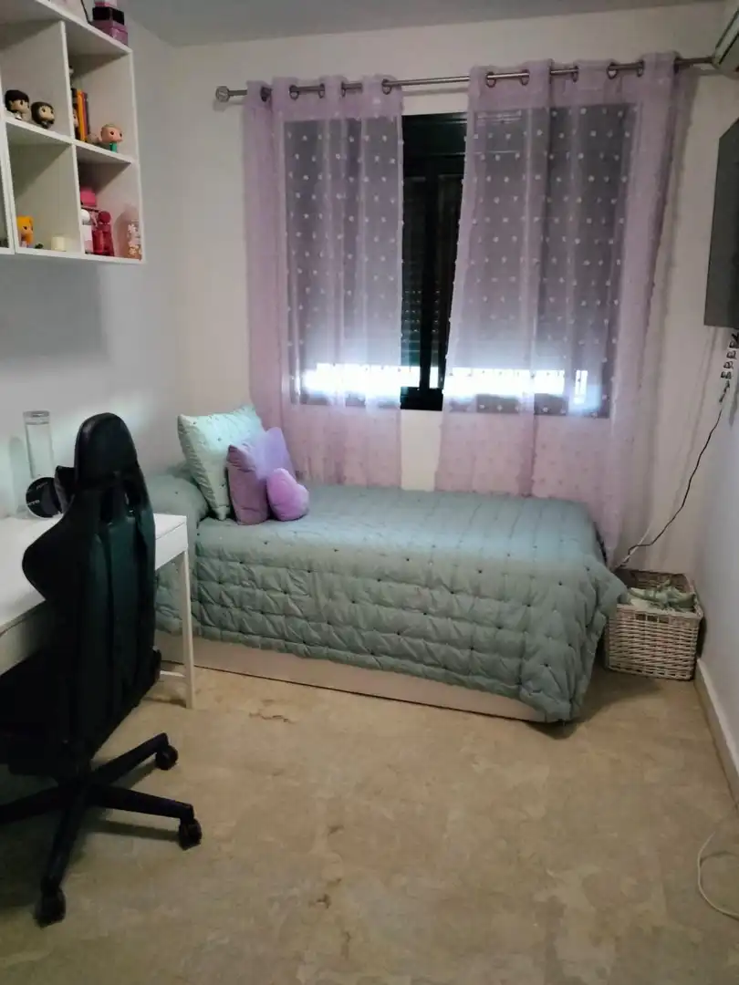 Dormitori de Casa o xalet en venda en Alcalá de Guadaira amb Terrassa