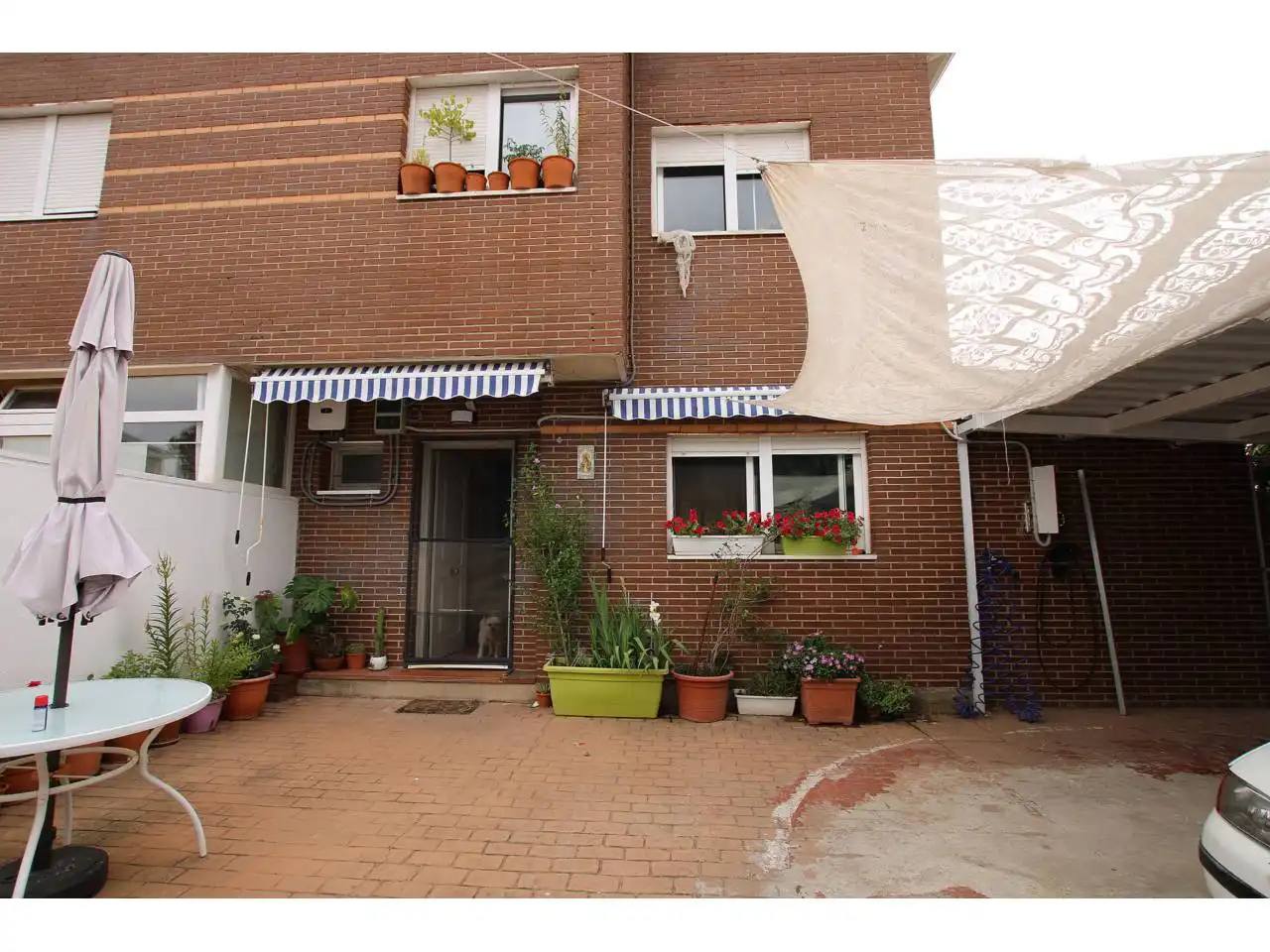 Exterior view of Houses for sale in Cabanillas del Campo  with Heating