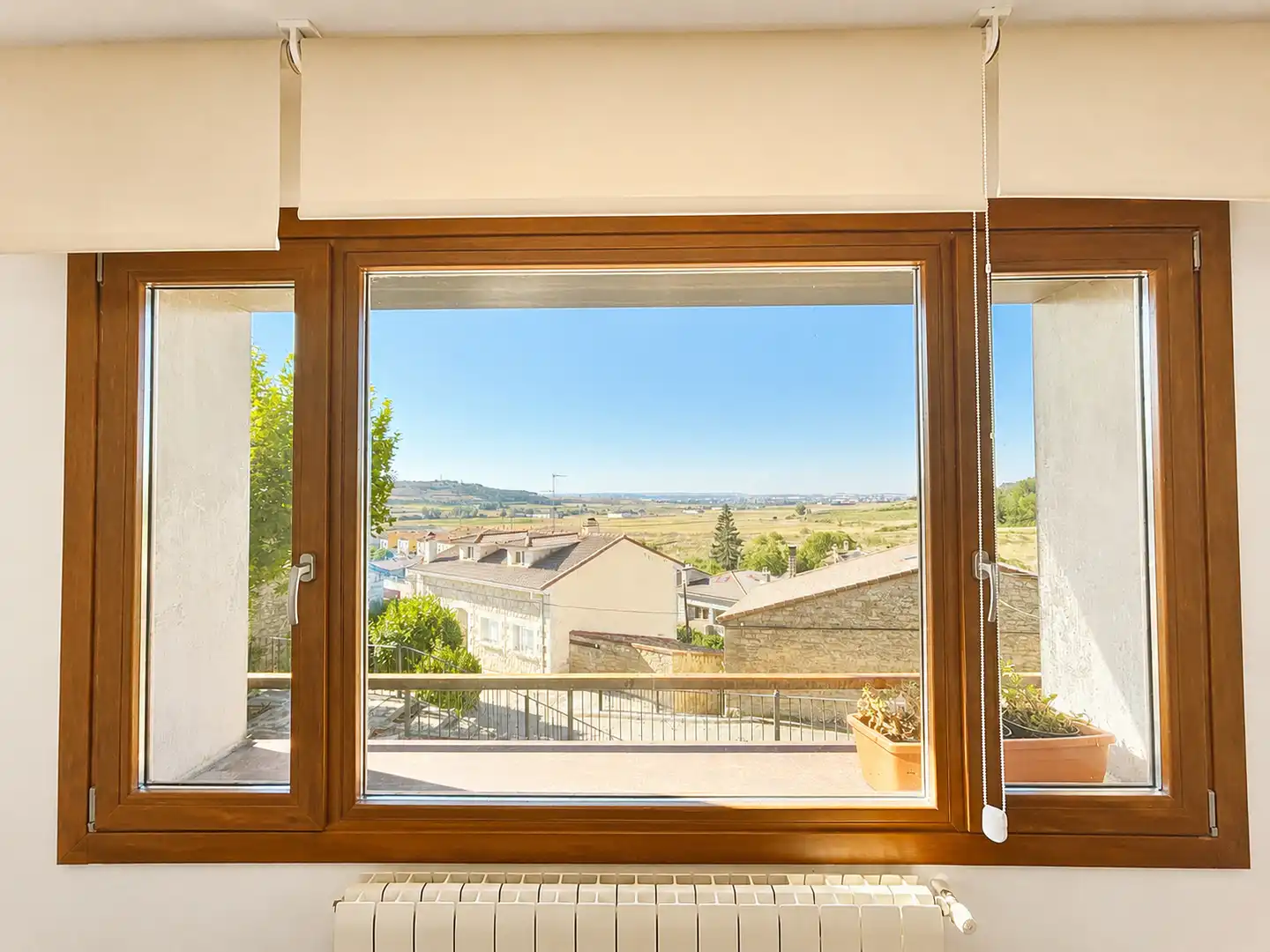 Exterior view of Country homes for sale in Villayerno Morquillas  with Heating, Parquet flooring and Storage room