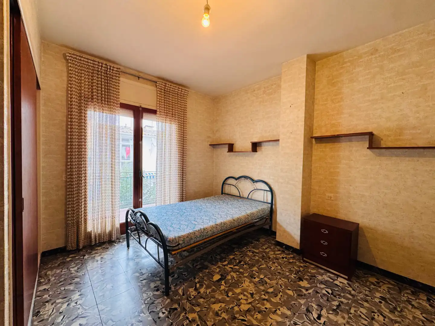Habitación de Casa adosada en venta en Llagostera con Calefacción y Balcón