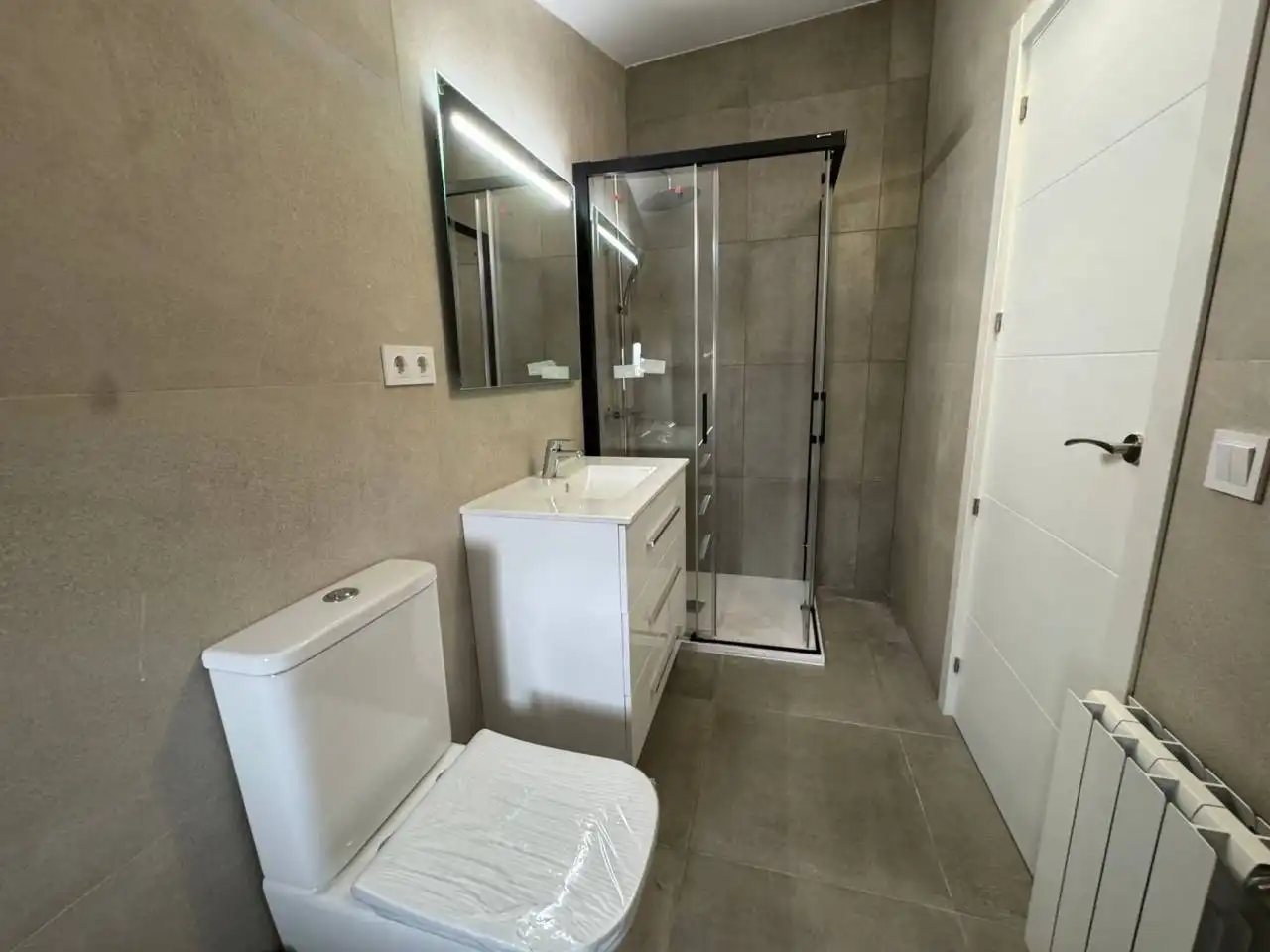 Maisonette zur Miete in Calle Josep Carner, Font Verda