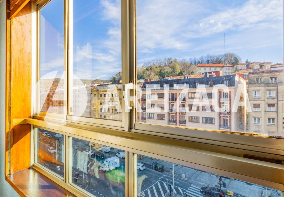 Exterior view of Flat for sale in Donostia - San Sebastián   with Heating and Storage room