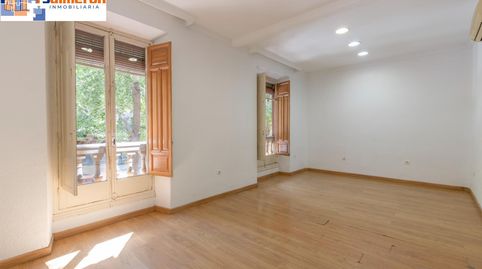 Foto 4 de Piso en venta en Calle Gran Via de Colon, Centro - Sagrario, Granada Capital
