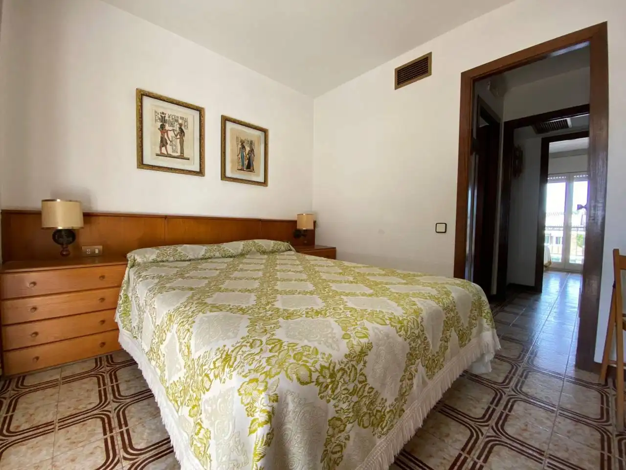 Habitación de Ático en venta en Gavà con Calefacción, Terraza y Trastero
