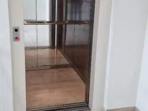 Büro zur Miete in Lepe mit Terrasse