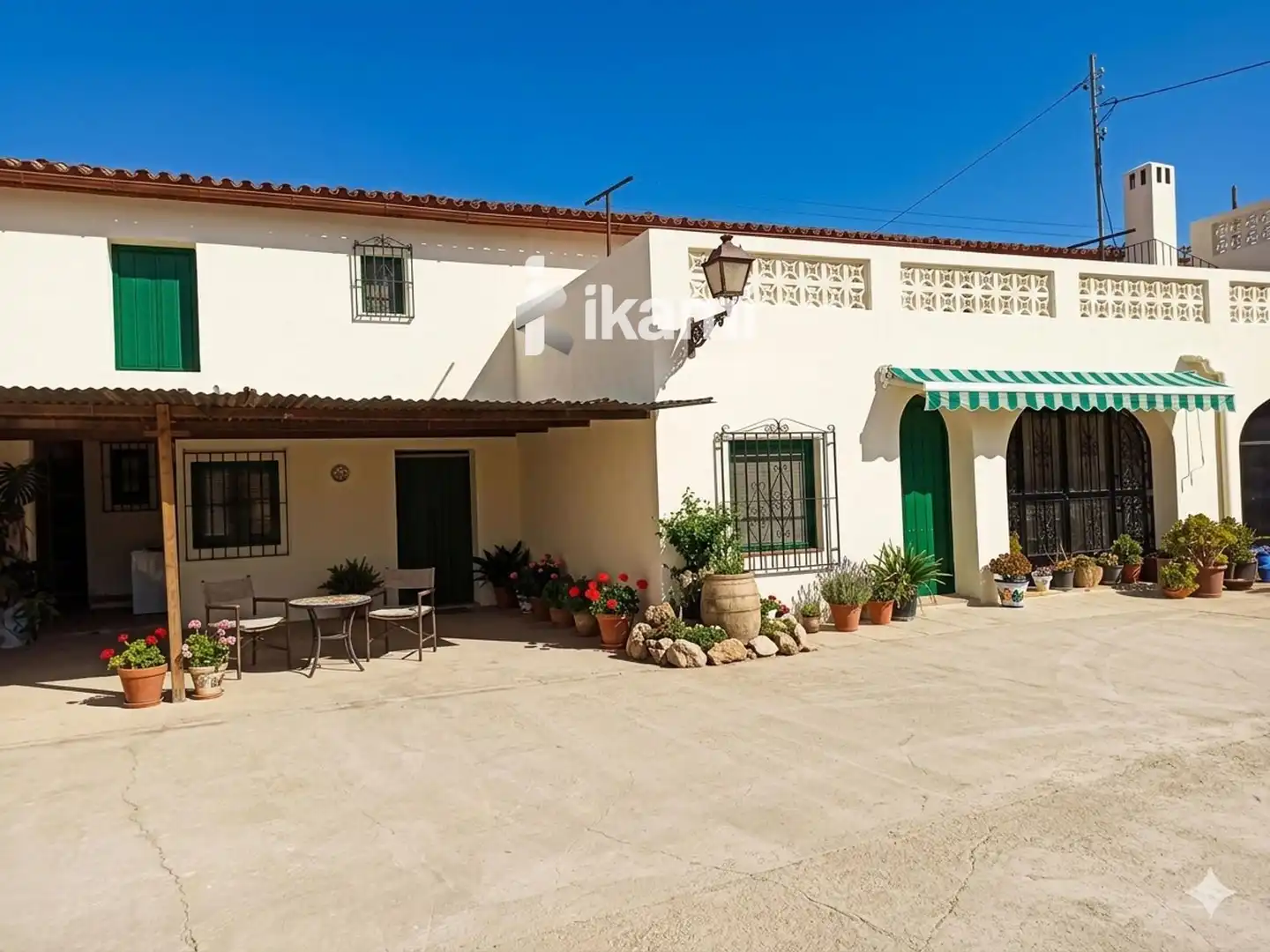 Vista exterior de Casa adosada en venda en Calpe / Calp amb Calefacció