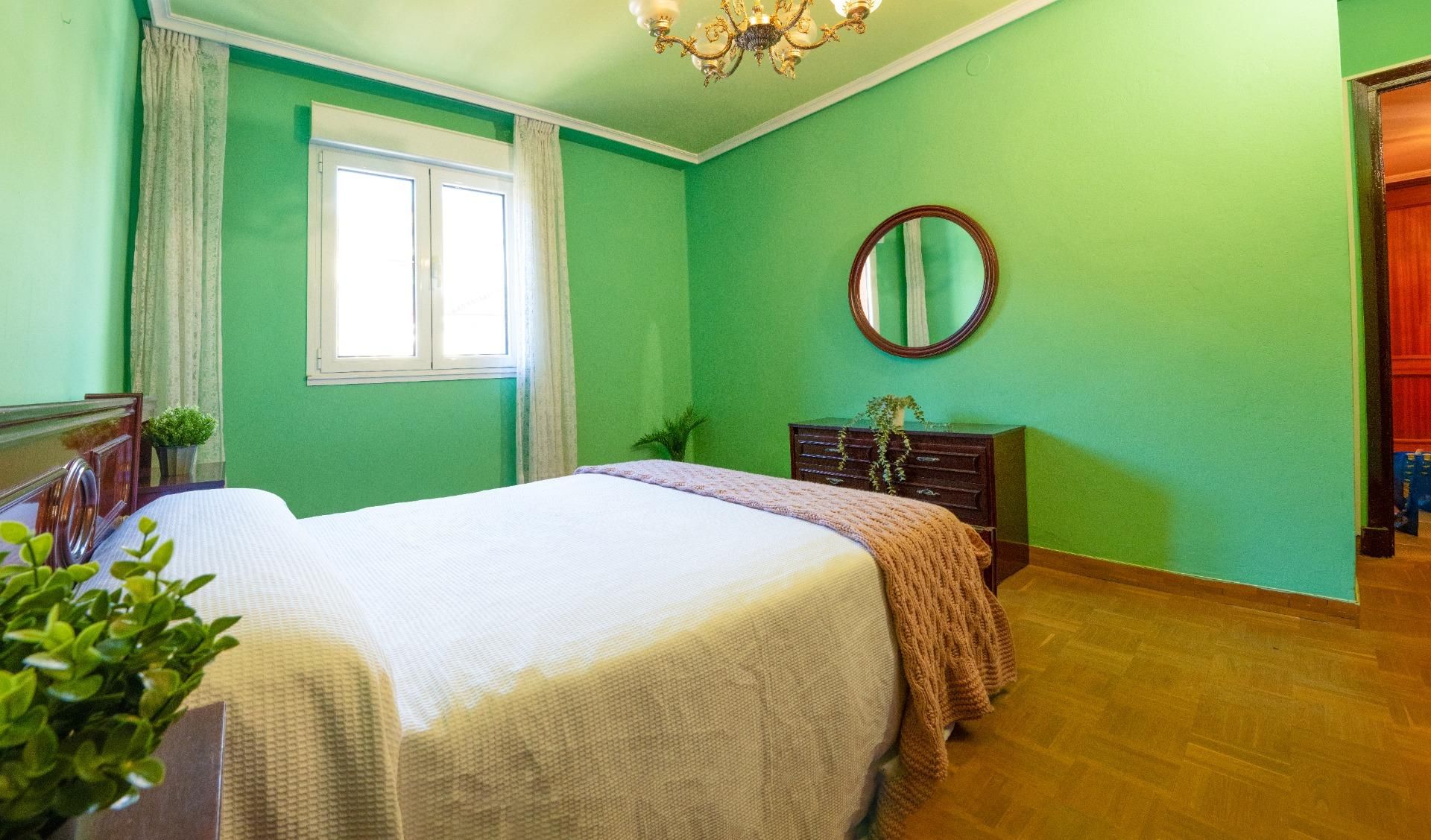 Bedroom of Flat for sale in Lena  with Parquet flooring