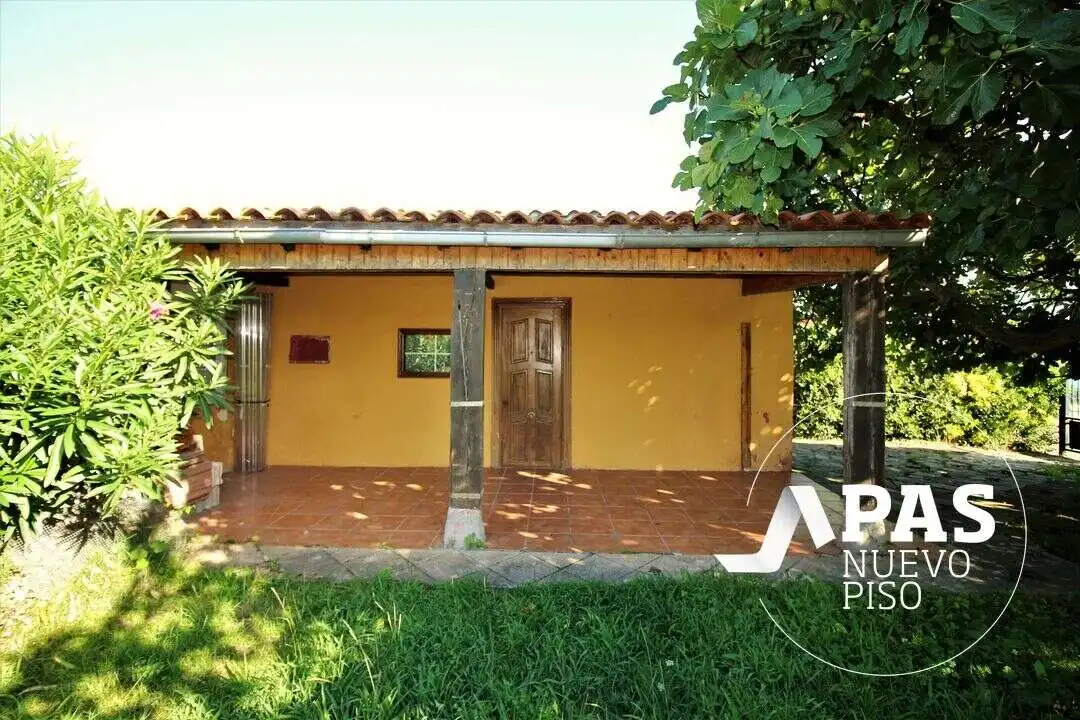 Exterior view of Houses for sale in Miengo  with Heating, Private garden and Storage room