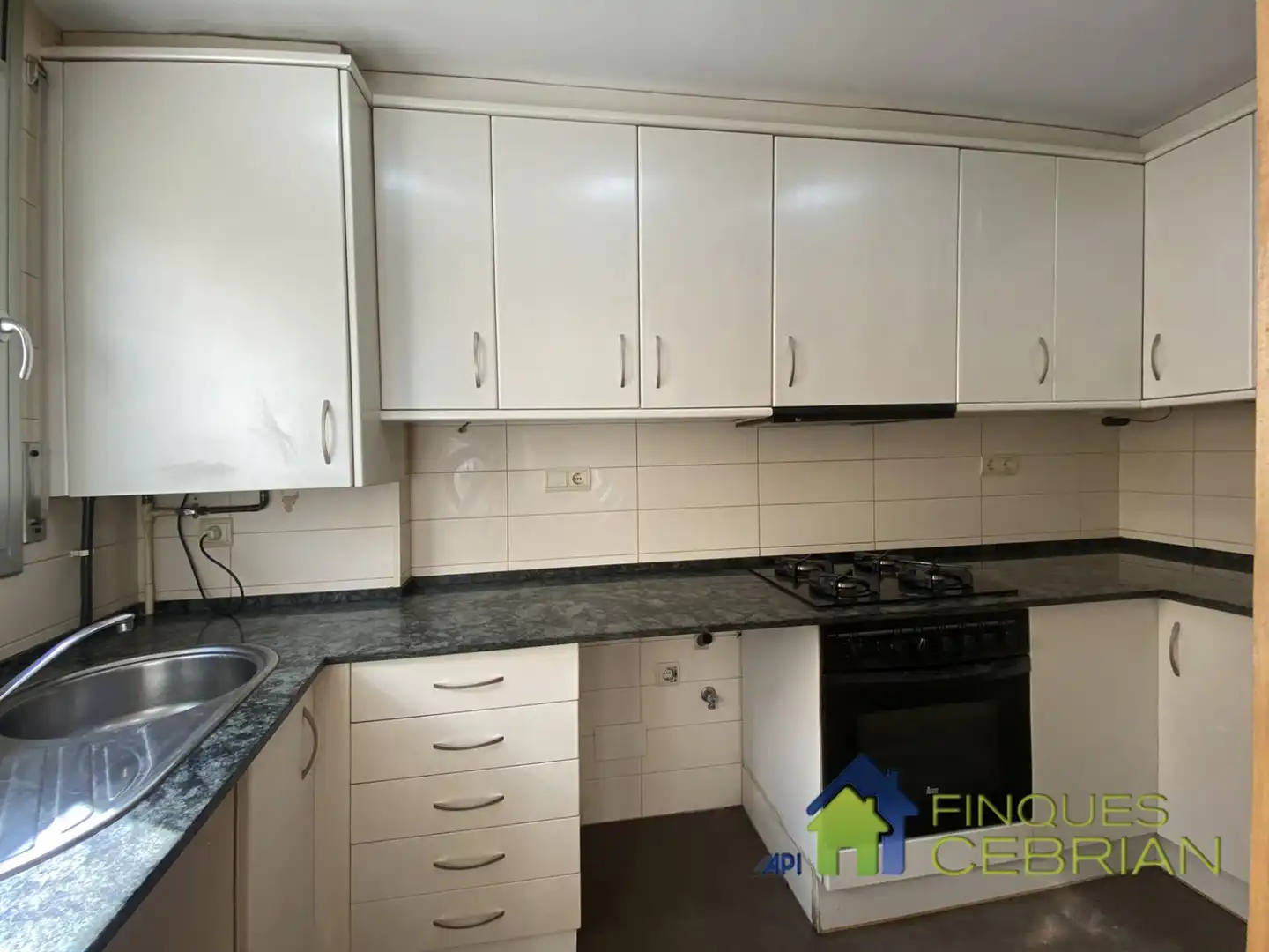 Kitchen of Flat for sale in Mataró  with Heating, Storage room and Oven