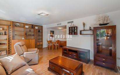 Living room of House or chalet for sale in Alcalá de Henares  with Air Conditioner and Terrace