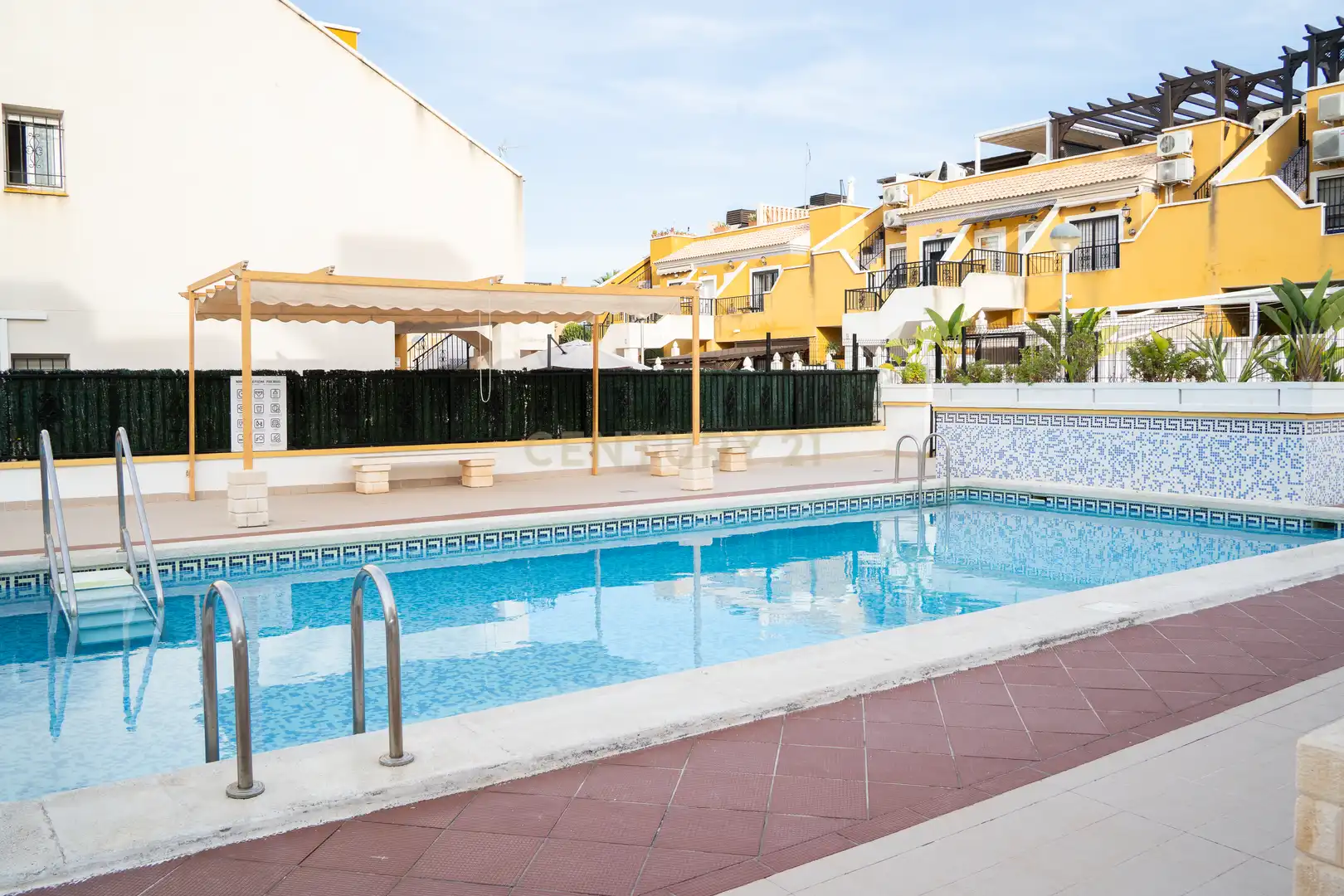 Piscina de Planta baja de alquiler en Elche / Elx con Aire acondicionado y Piscina comunitaria