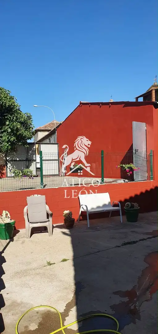 Terrace of Houses for sale in Valdefresno  with Heating, Private garden and Storage room