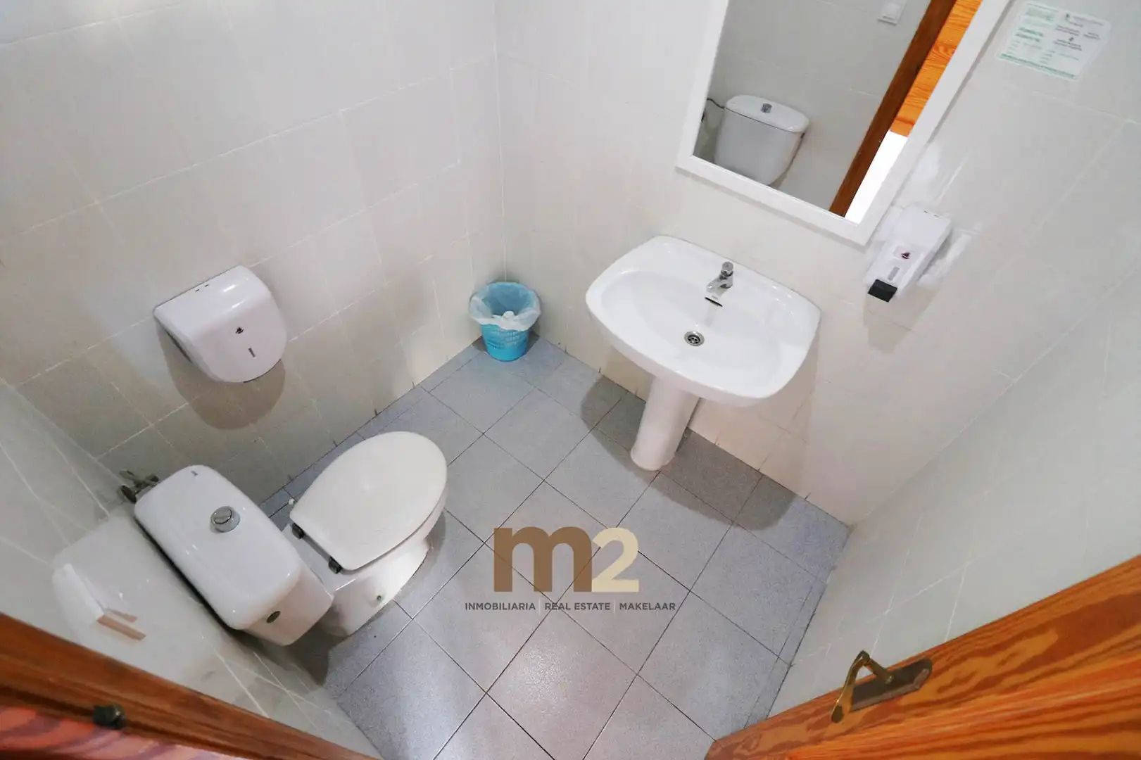 Badezimmer von Geschaftsraum zur Miete in Guardamar del Segura mit Klimaanlage, Terrasse und Möbliert