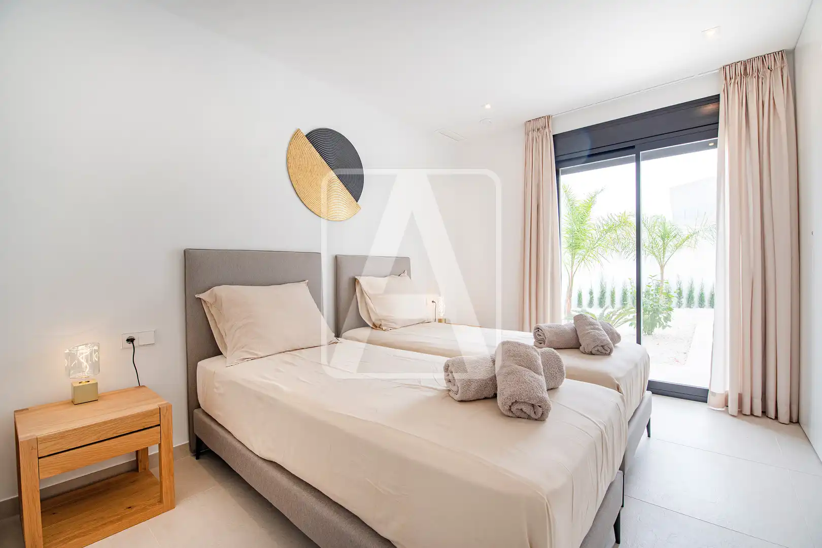 Chalet con piscina en venta en Marisol Park - Ortembach - Los Almendros, imagen 14