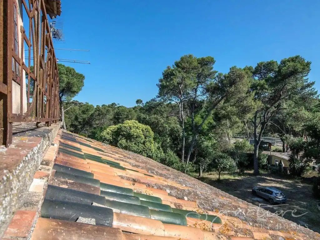 Vista exterior de Casa o xalet en venda en Sant Cugat del Vallès