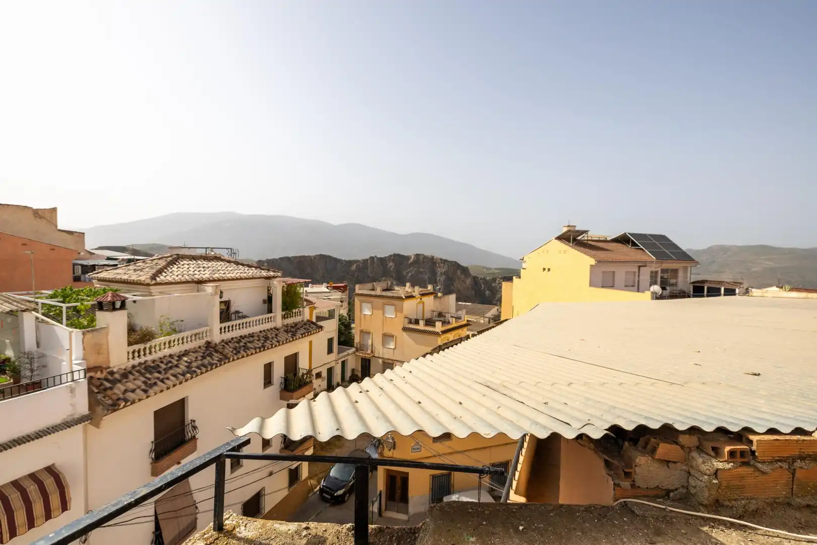 Vista exterior de Edificio en venta en Lanjarón