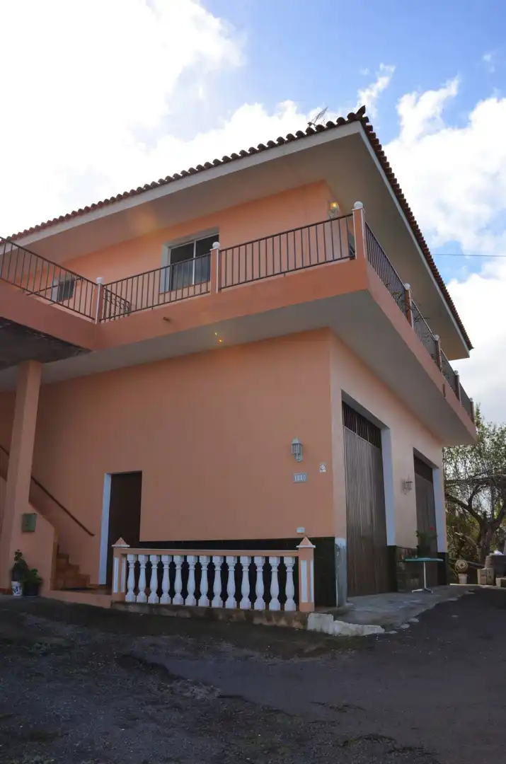 Vista exterior de Casa o chalet en venta en Santa Úrsula con Jardín privado, Terraza y Trastero