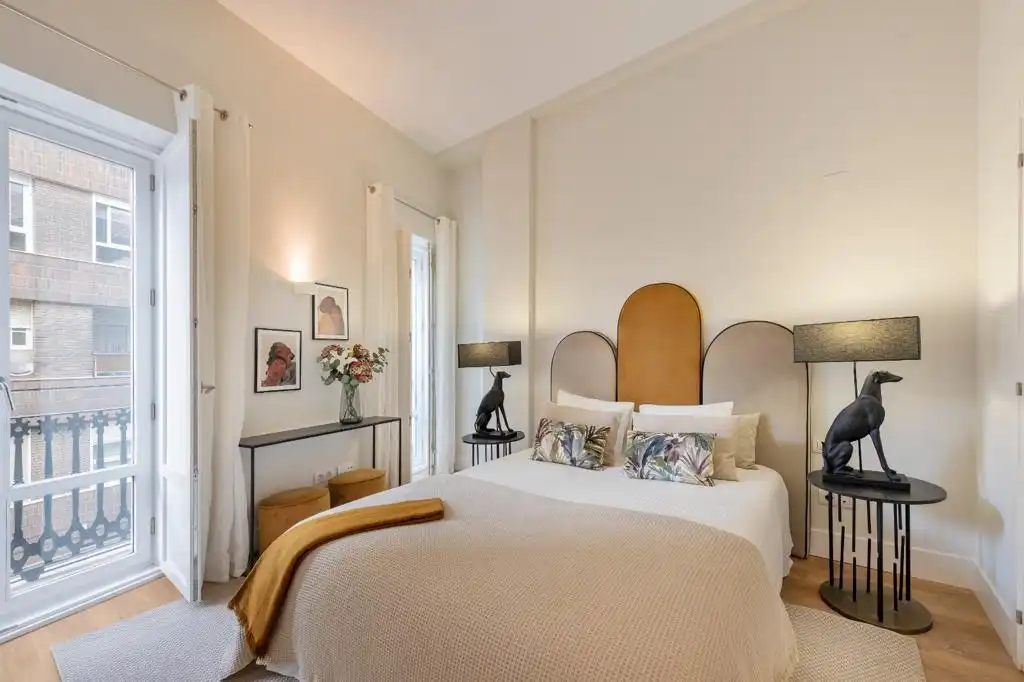 Habitación de Piso en venta en Valencia con Aire acondicionado, Calefacción y Trastero