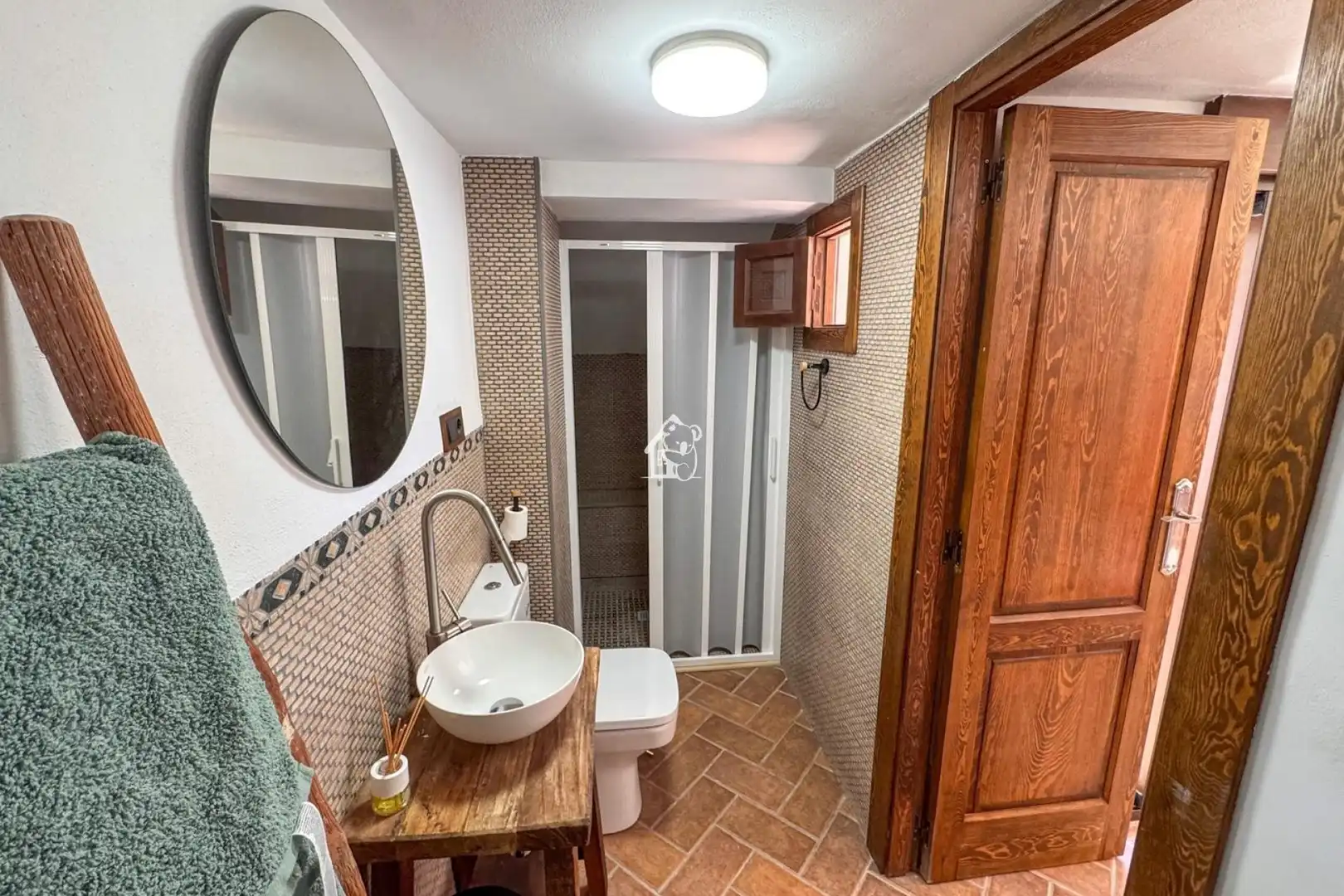 Baño de Dúplex de alquiler en Guardamar del Segura con Aire acondicionado, Terraza y Amueblado