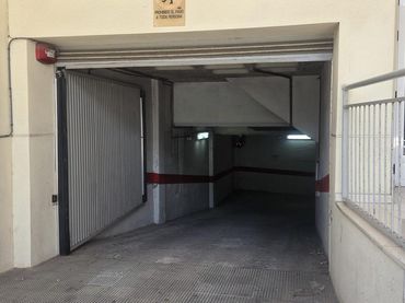 Einzelparkplatz zur Miete in Calle Calle Cincuenta 43