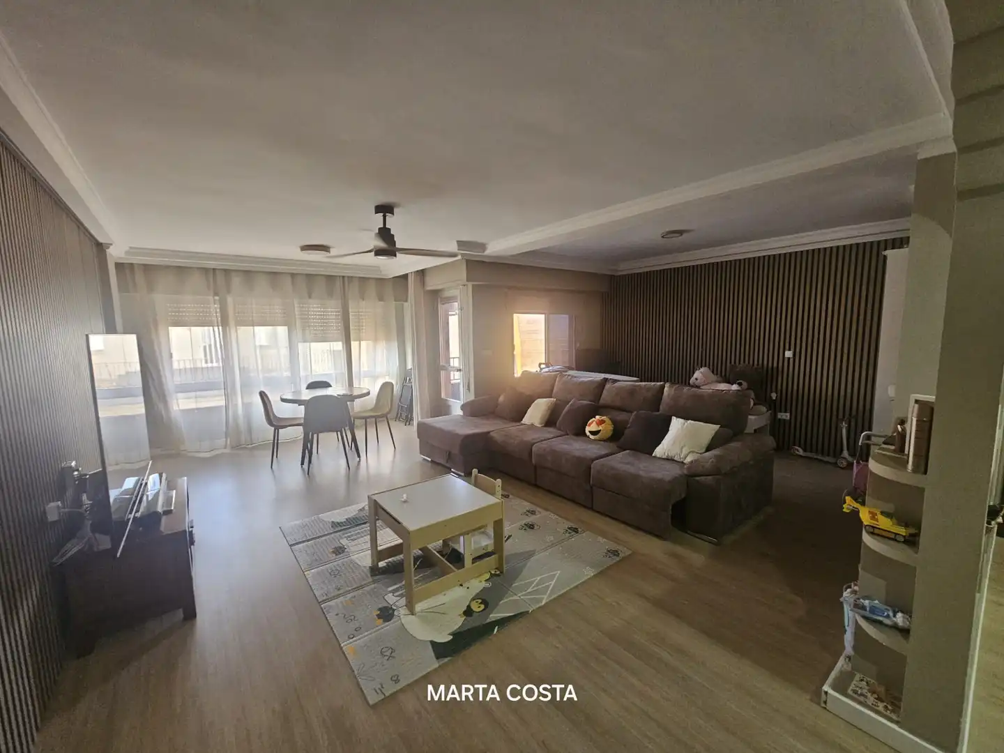 Living room of Flat for sale in La Font d'en Carròs  with Storage room, Furnished and Oven