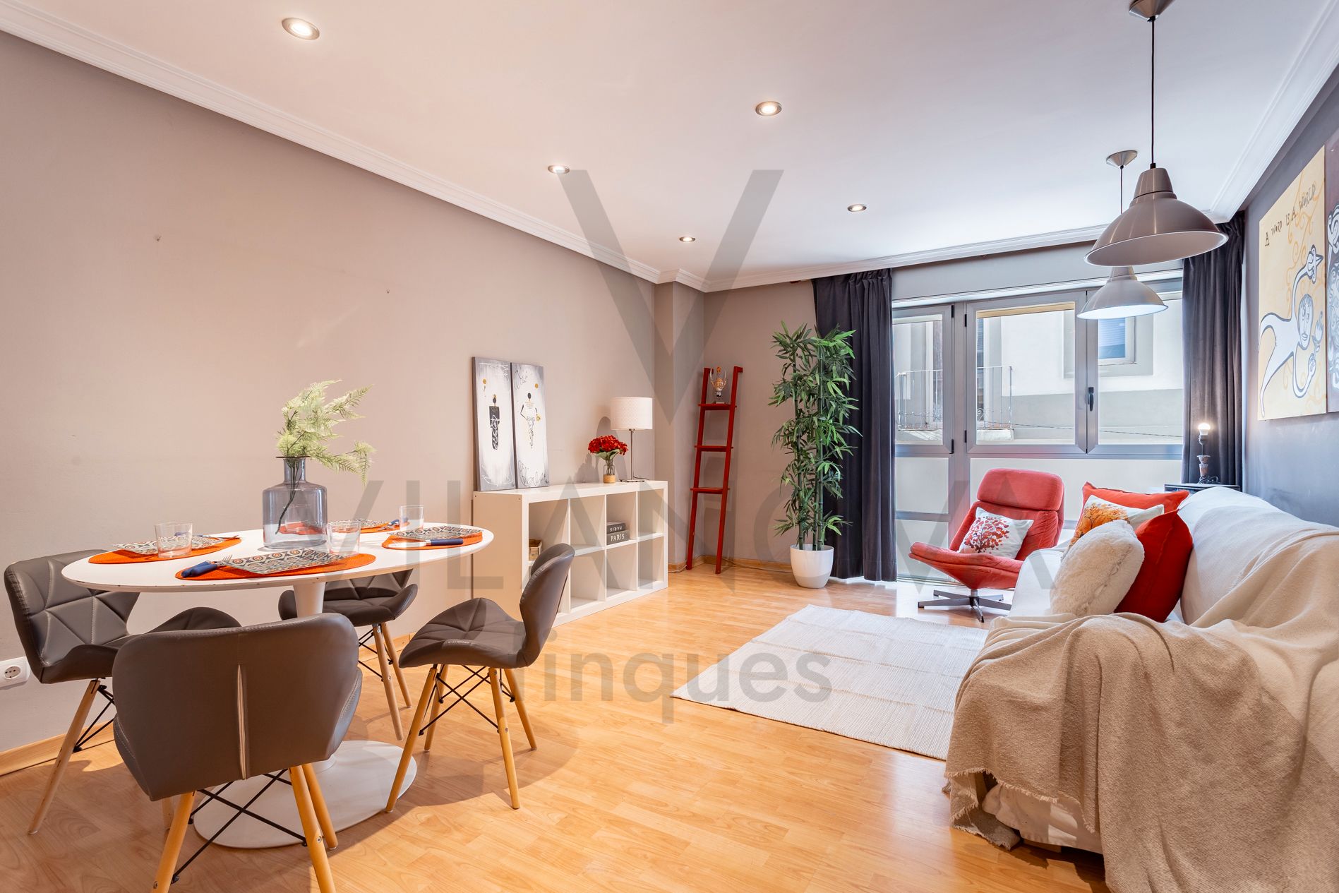 Vista exterior de Pis en venda en Reus amb Calefacció