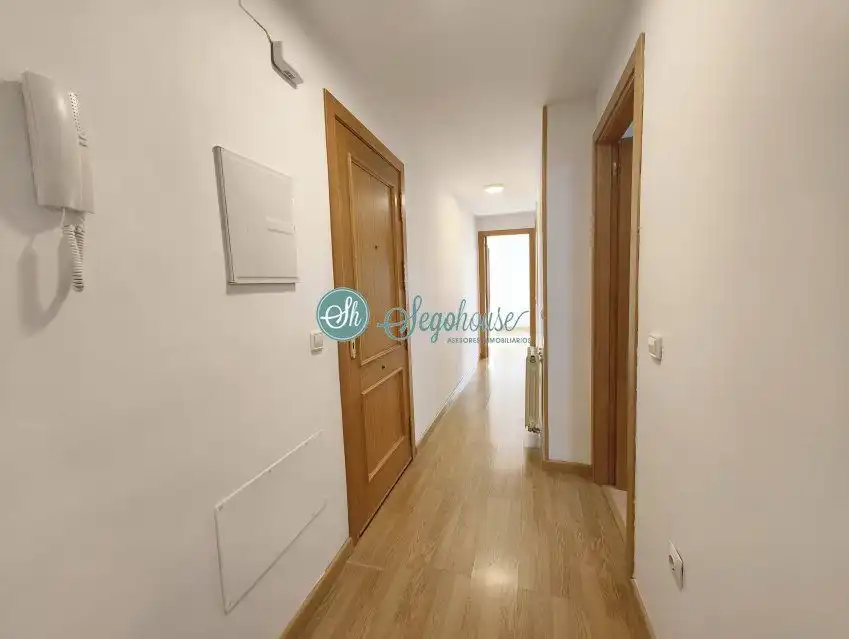 Piso en venta en Bernuy de Porreros con Calefacción, Terraza y Trastero