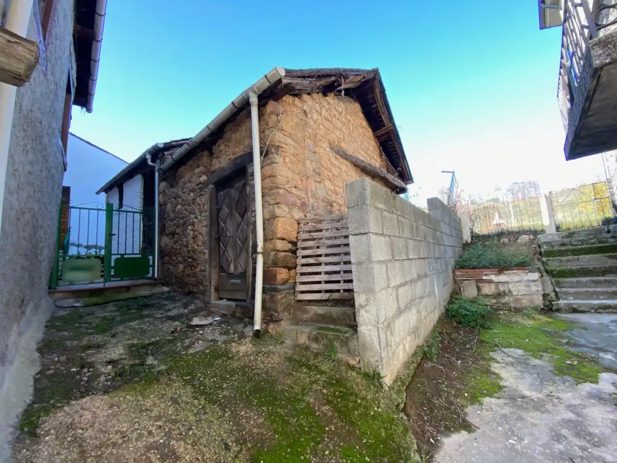 Exterior view of Houses for sale in Congosto