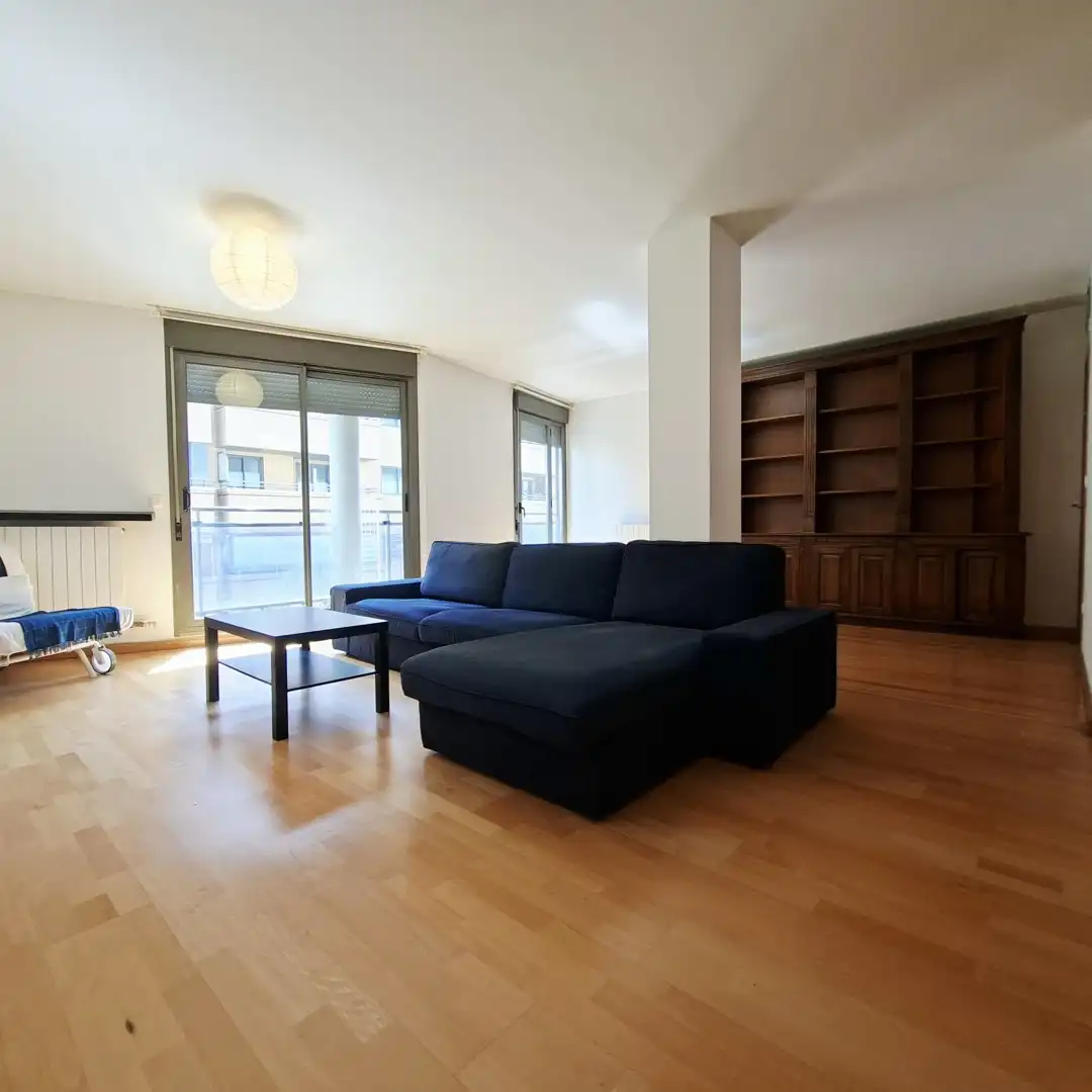 Flat with pool for sale in Miralbueno, imagen 4