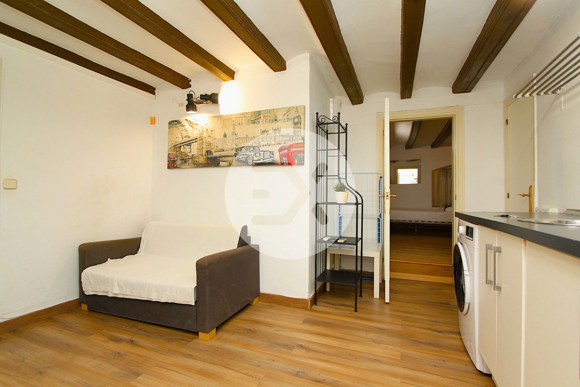 Living room of Flat for sale in  Barcelona Capital  with Air Conditioner, Heating and Parquet flooring