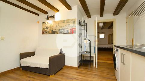 Foto 3 de Piso en venta en El Raval, Barcelona