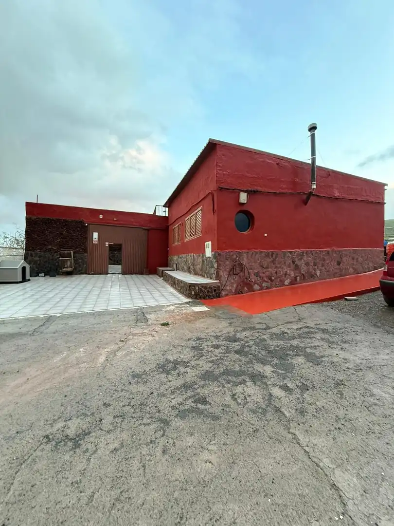 Vista exterior de Finca rústica en venta en Telde con Jardín privado, Terraza y Amueblado