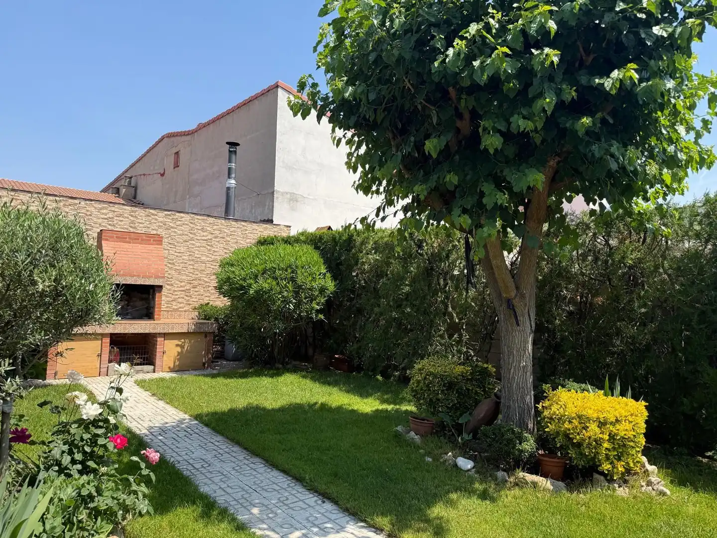 Vista exterior de Casa o chalet en venta en Valdestillas con Calefacción y Jardín privado