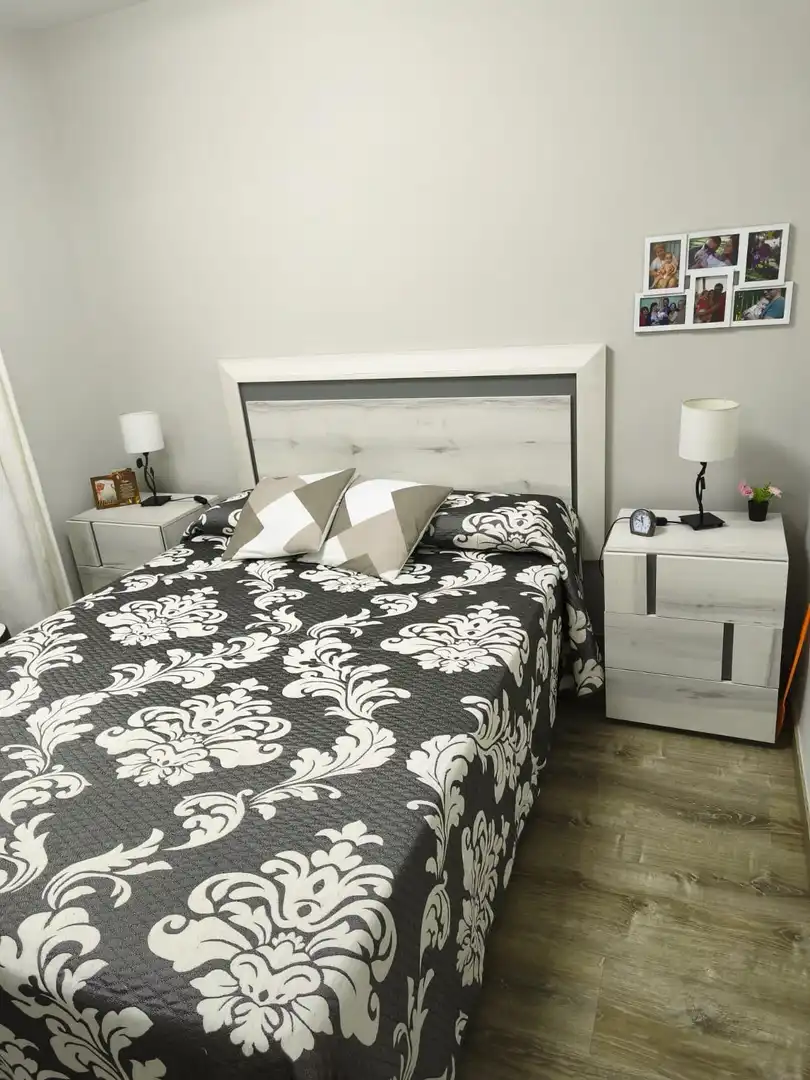 Habitación de Planta baja en venta en Málaga con Aire acondicionado, Terraza y Amueblado