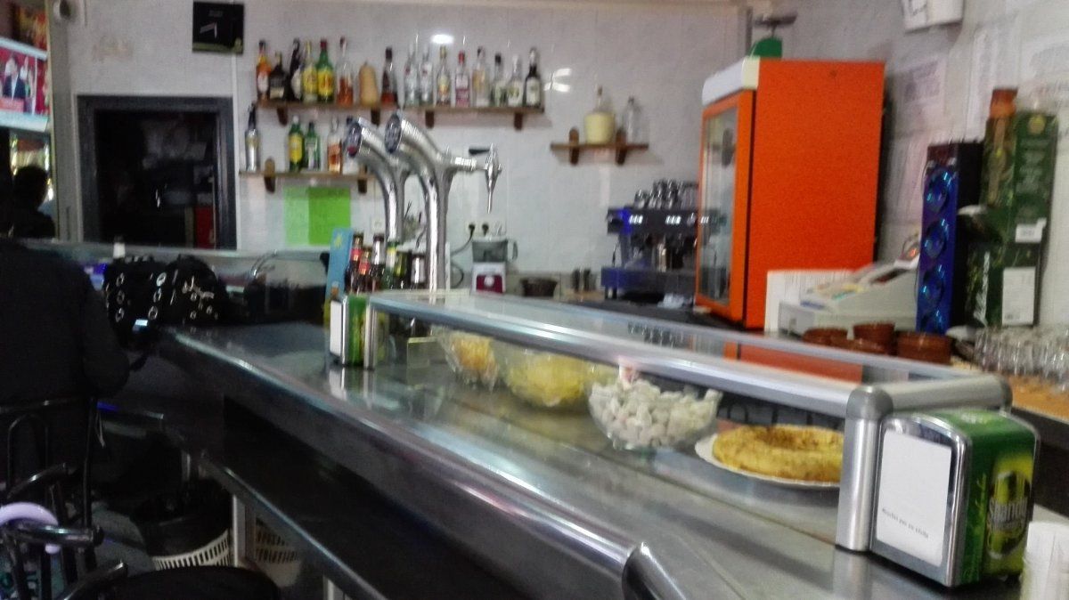 Local en venda en Móstoles amb Aire condicionat i Moblat