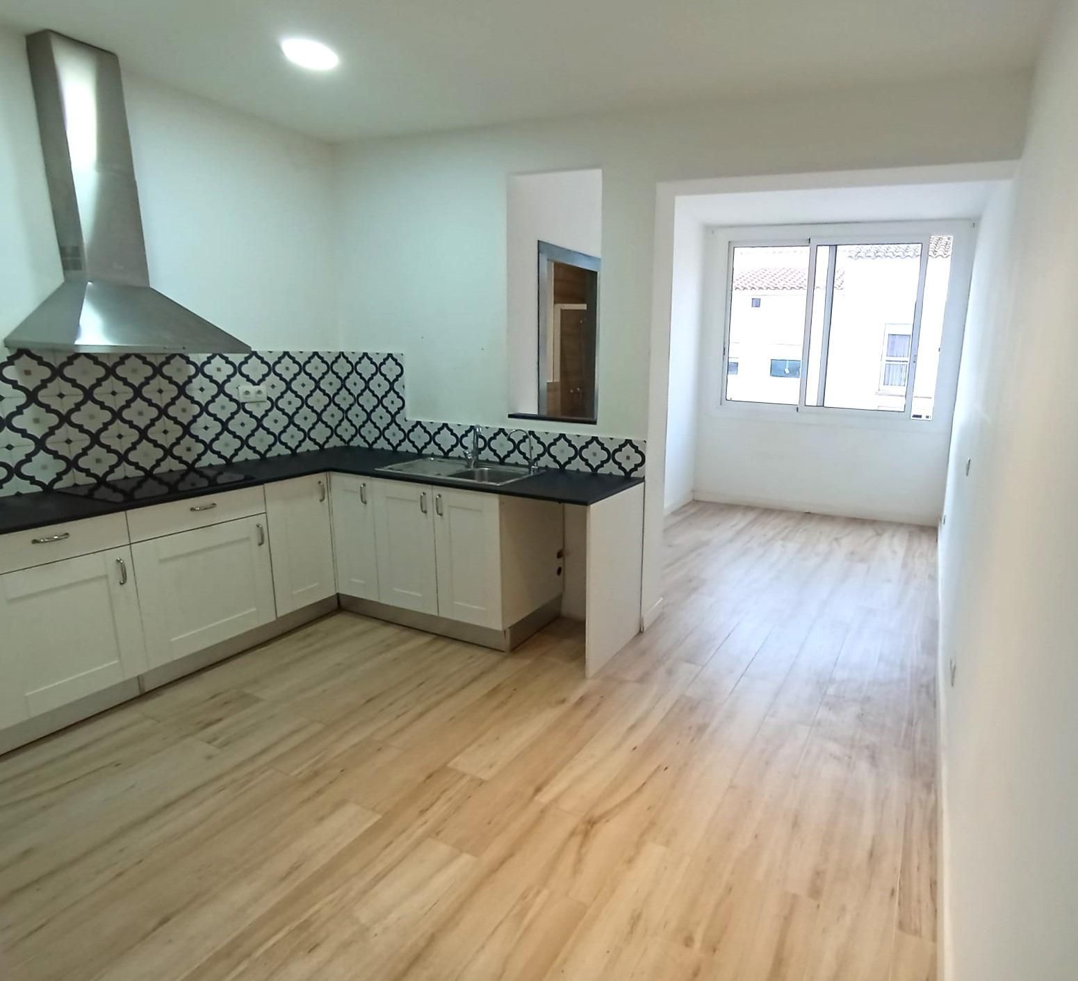 Kitchen of Flat for sale in Mataró