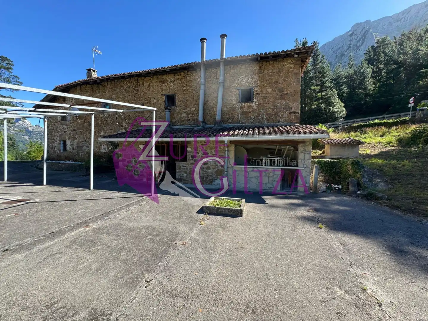 Vista exterior de Finca rústica en venta en Mañaria con Calefacción y Amueblado