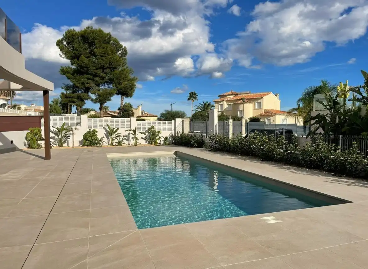 Detached house with pool for sale in Marisol Park - Ortembach - Los Almendros, imagen 48